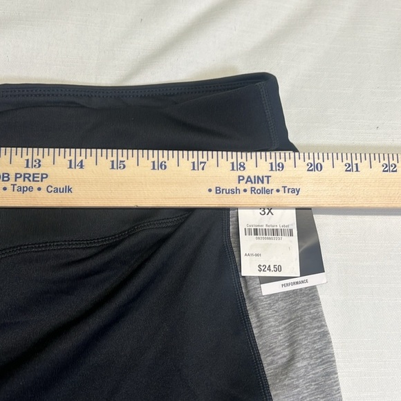 Ideology Women's Capri Leggings - Plus Sized 3X - Picture 6 of 8